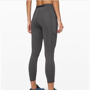 Lululemon Speed Up Tights size 4 21”